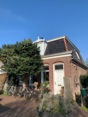 Authentic picturesque dikehouse